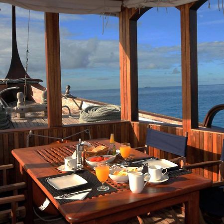Crown Beach Villas -Private Beach Dhiffushi Eksteriør bilde